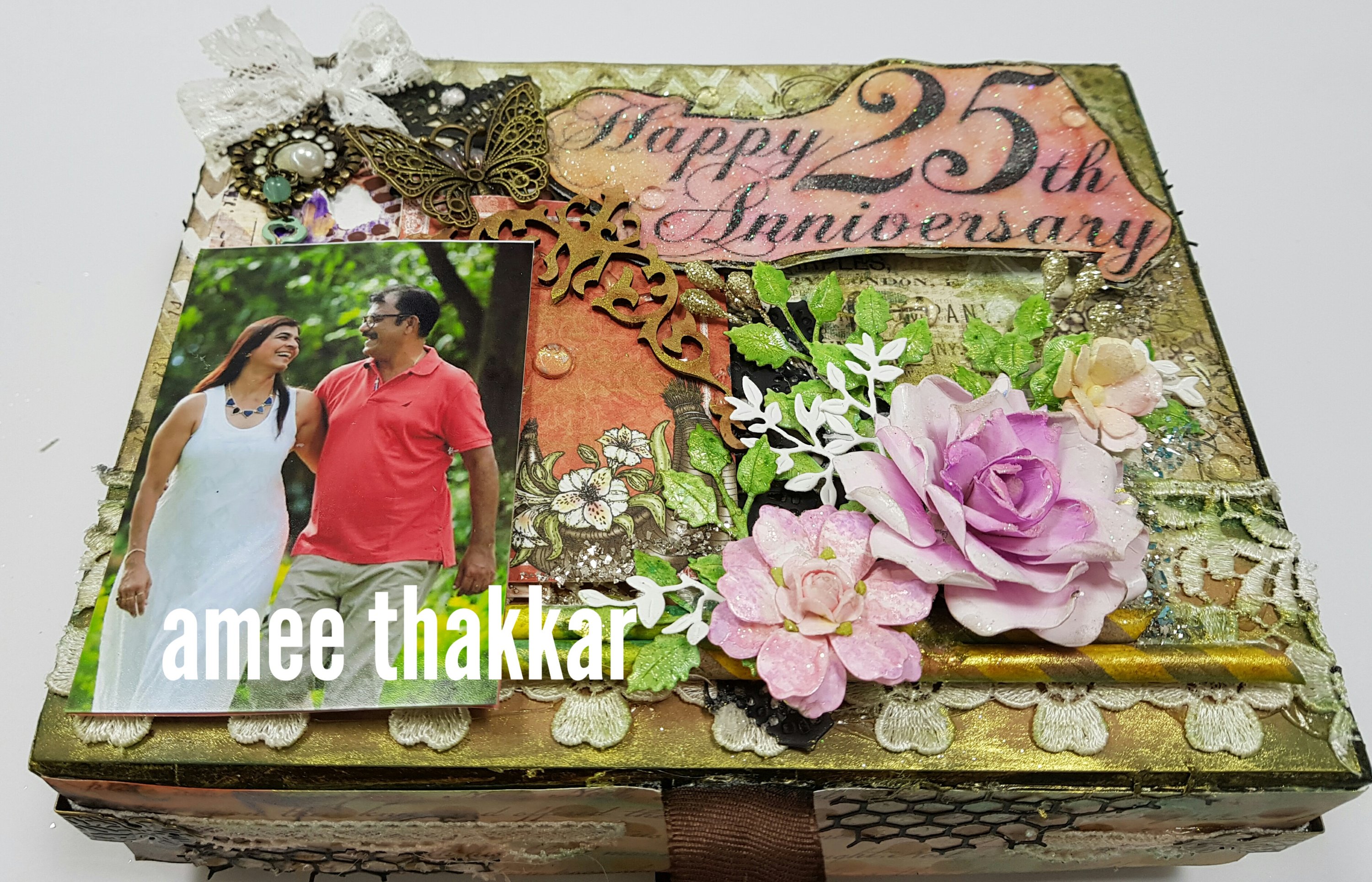 Explosion Box Scrapbook – Ameethakkar